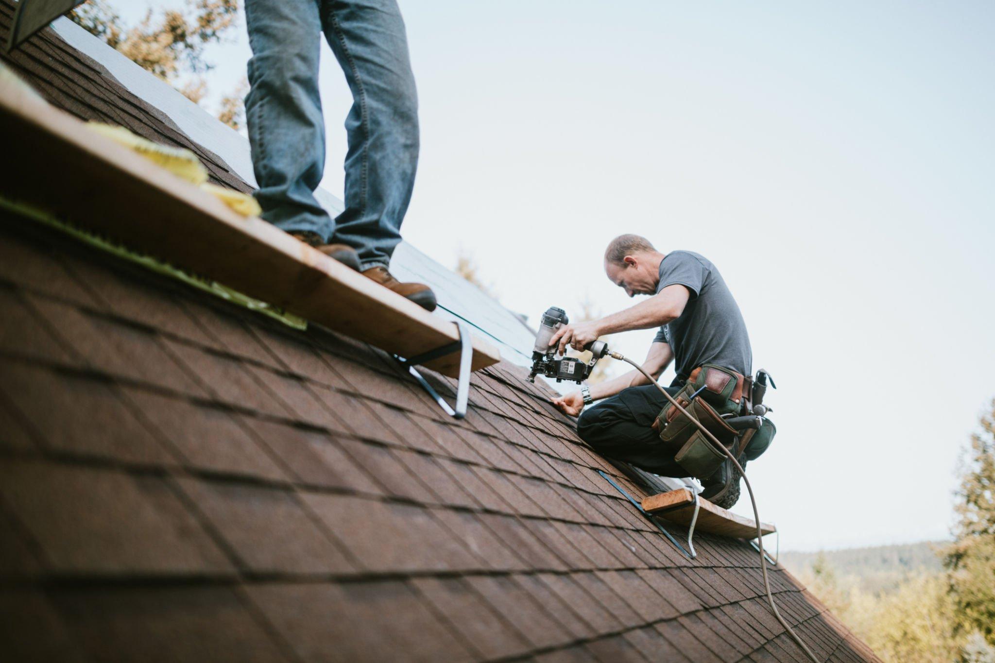 Roof Repair vs. Replacement: Making the Right Decision